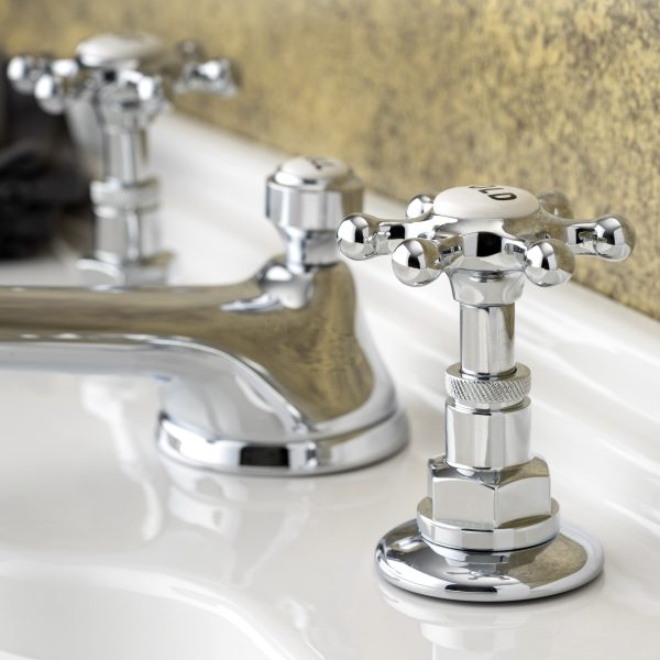Brunel 3pc Low Spout Basin Mixer Chrome - Image 3